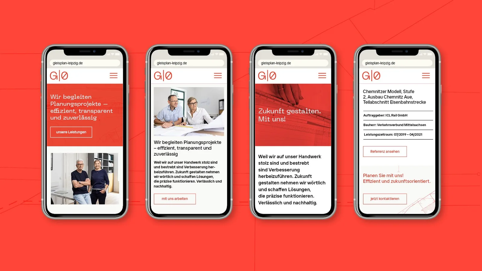Gleisplan-Website auf vier Smartphones